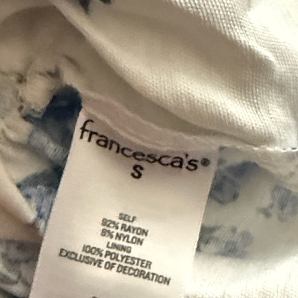 NWT Francesca’s Rachael Ric Rac Floral Top Sz S - Picture 5 of 7